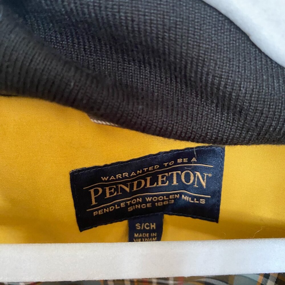 Pendleton Rain Jacket - Picture 2 of 3